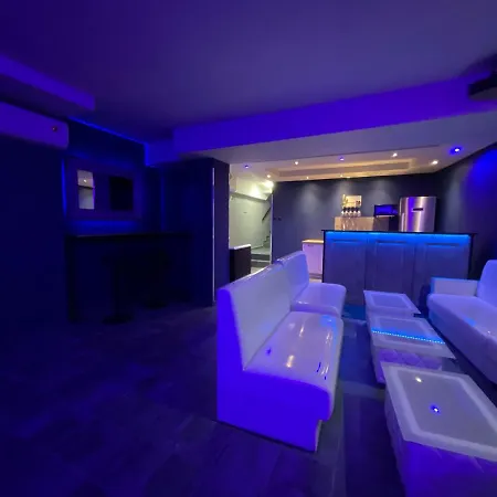 Partystudio - Dluga 4! Apartament Na Twoja Impreze